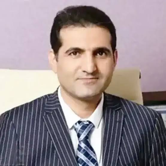دکتر امید قاسم زاده