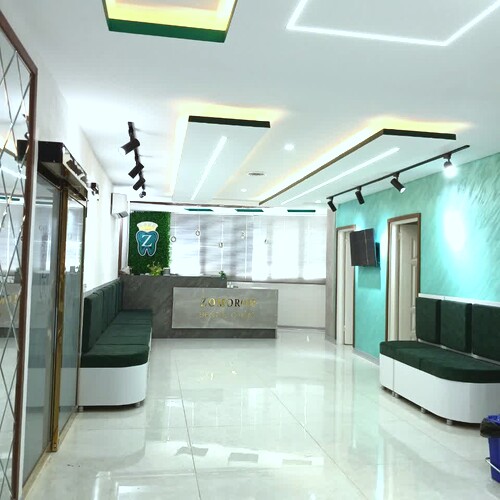 دکتر کلینیک دندانپزشکی زمرد