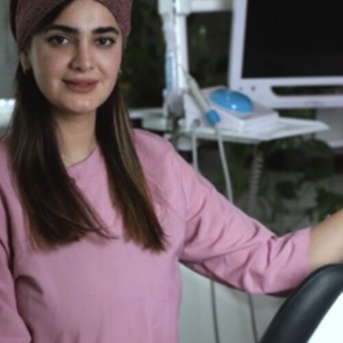 دکتر نگین نصرت زاده