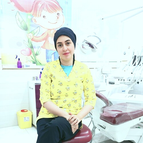 دکتر سارا فتوحی عشین