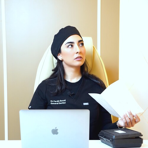 دکتر پردیس براتی مهوار
