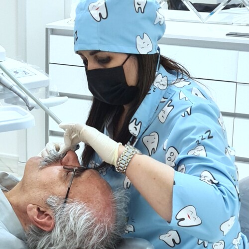 دکتر مریم بهشتی روی
