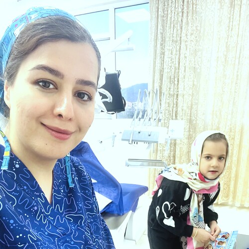 دکتر مینا یزدی زاده