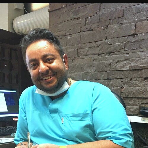 دکتر نیما مستوفی زاده